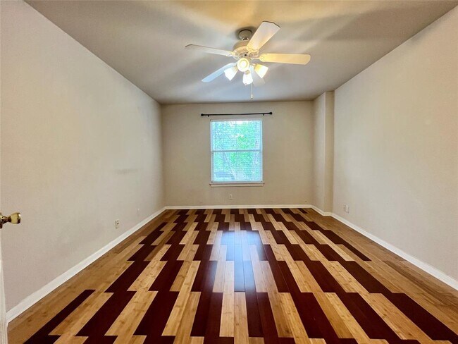 Building Photo - 16713 Marsala Springs Dr