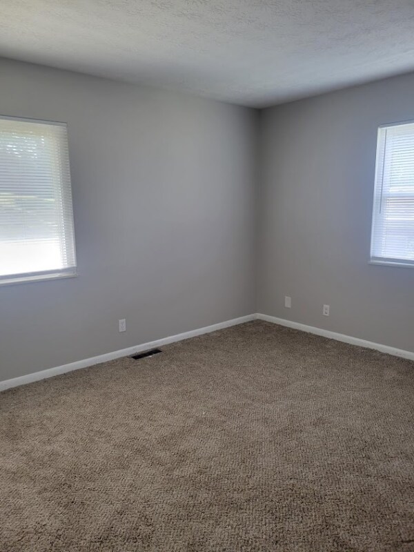 Building Photo - 805 Dayton Pike