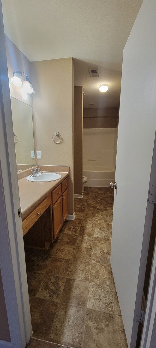 Master Bathroom - 137 Carillo Ln