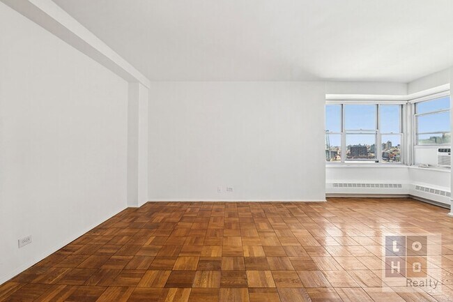 Building Photo - 477 FDR Dr