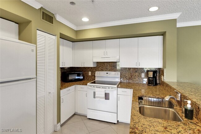 Building Photo - 1195 Wildwood Lakes Blvd