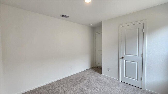Building Photo - 29018 Rustic Windmill Wy