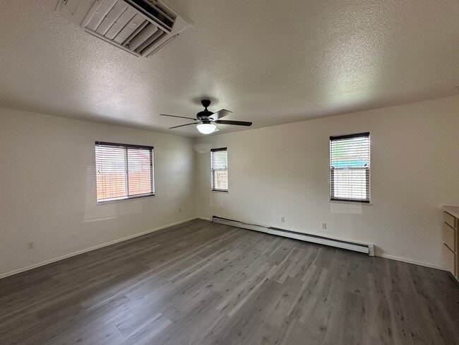 Building Photo - Residential Living