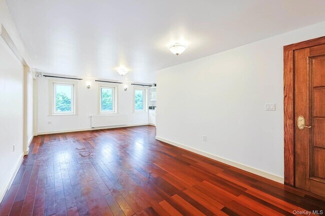 Building Photo - 21-63 23rd Street Unit 1