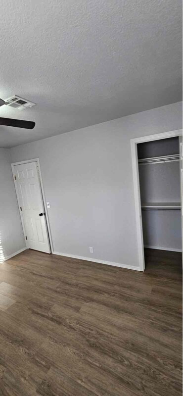 Building Photo - 2308 Shady Tree Ln