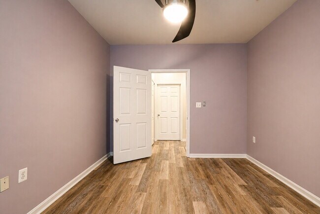 Building Photo - Welcome Home!