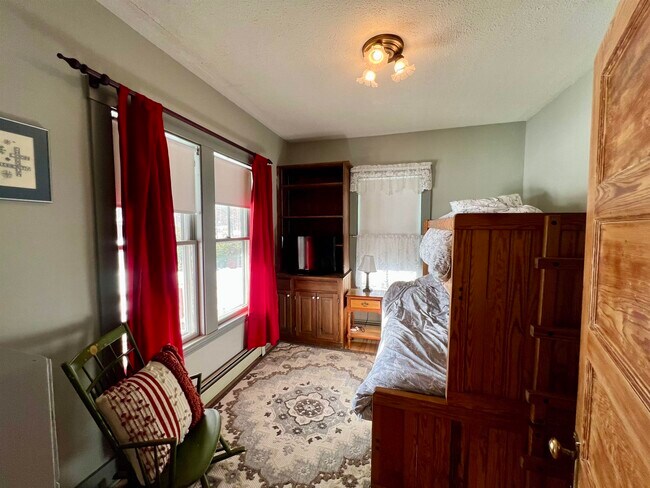 Building Photo - 1316 US-302