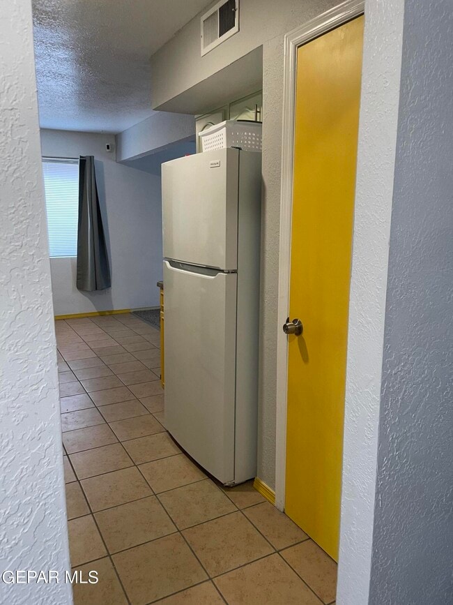 Building Photo - 10604 Fieldrock Ct