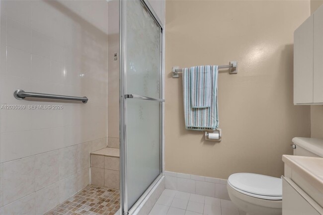 Building Photo - 1757 W 57th St