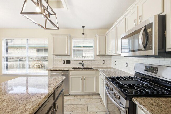 Building Photo - 3201 Mocha Trail