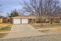Building Photo - 5103 Mesa Cir