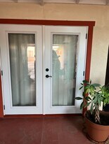 Building Photo - 53 W Calle del Lago