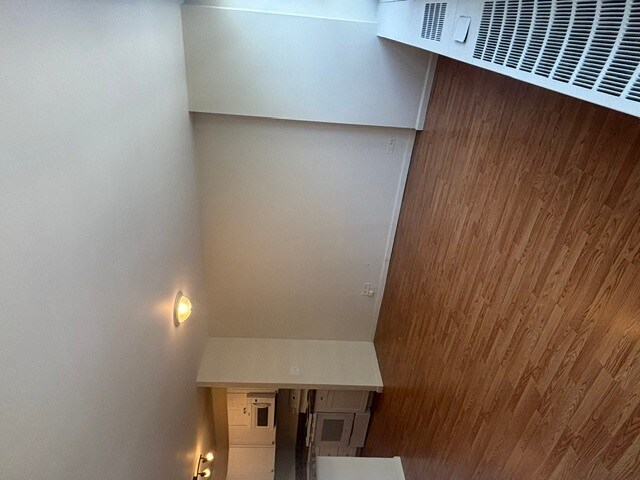 Building Photo - 3550 N Lake Shore Dr