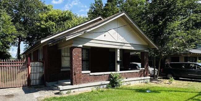 Building Photo - "Charming Retreat in Memphis: Spacious 1171 Sq Ft with Full Bathroom!"