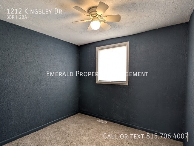 Building Photo - 1212 Kingsley Dr