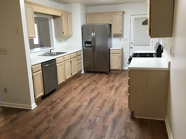 Building Photo - 2616 Burke Ln