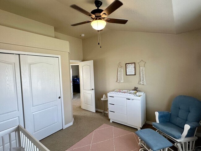 Building Photo - Elegant & Spacious 4BD Home with 3-Car Gar...