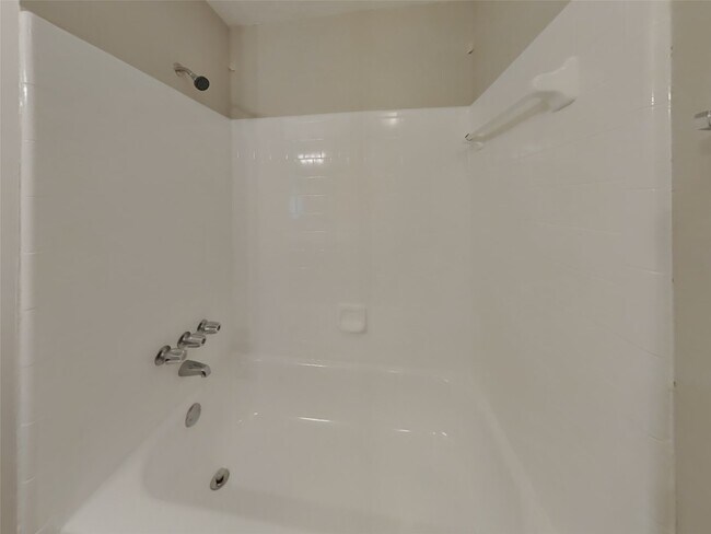 Building Photo - 7206 Sonnet Glen Ln