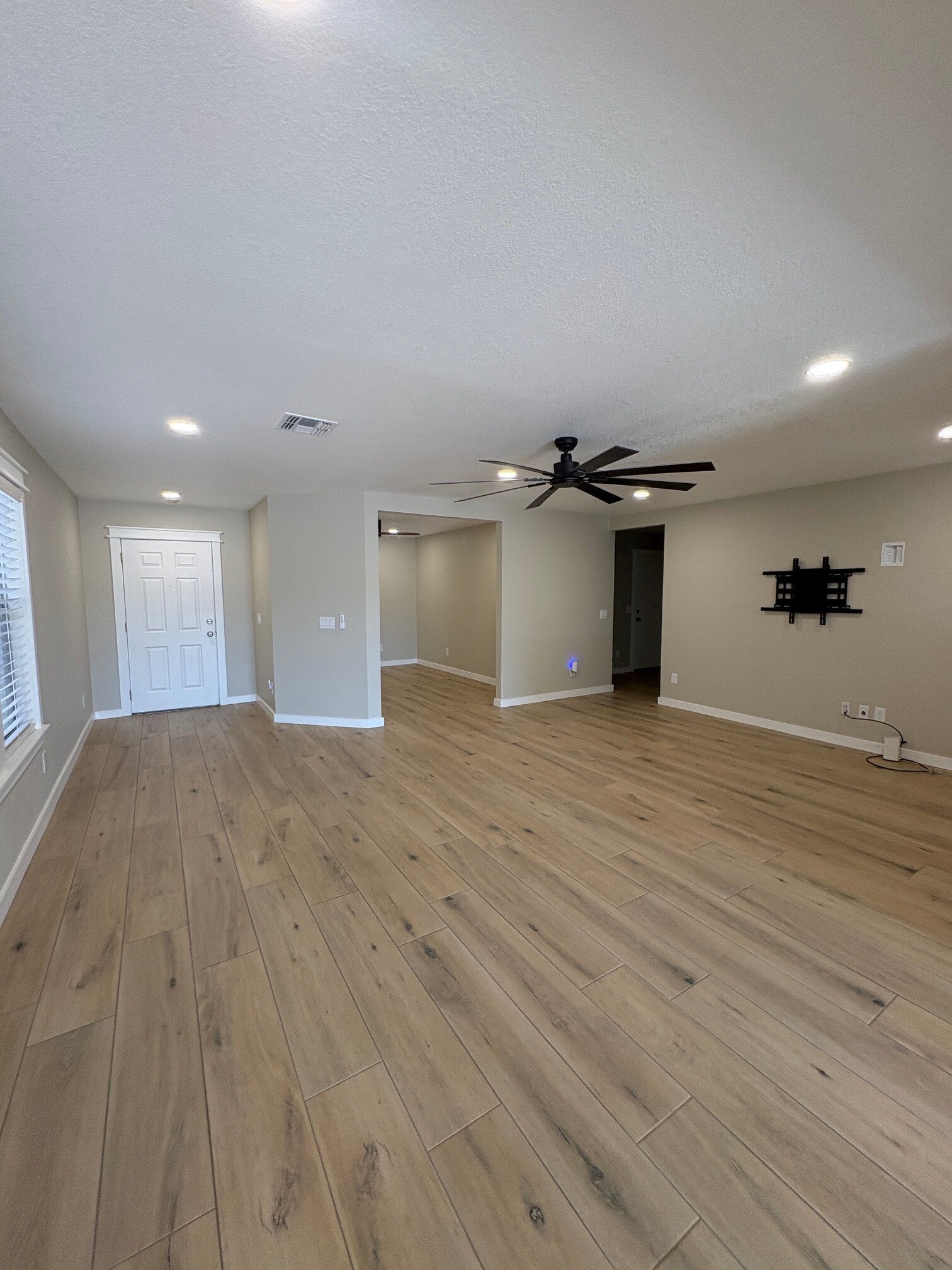 Building Photo - 10552 S Sunshower Way