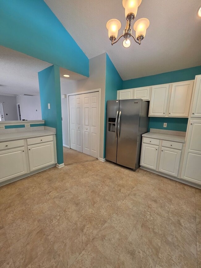 Building Photo - 2/3 BR in Rachel's Keep Community!