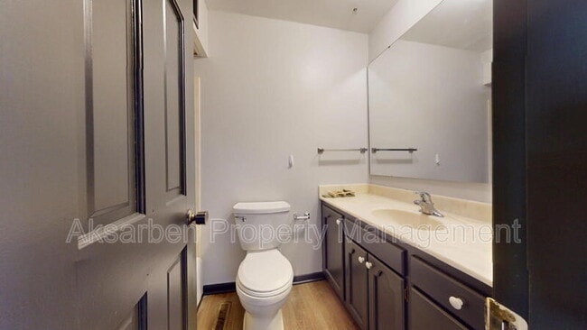 Building Photo - 3303 28th St