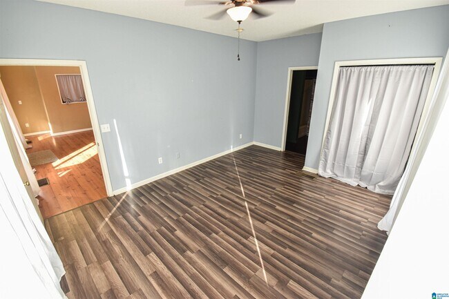 Building Photo - 13593 Riverbend Rd