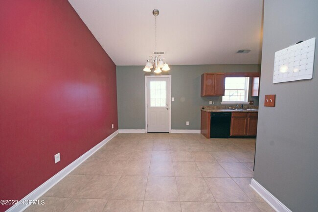 Building Photo - 211 Michel Ct