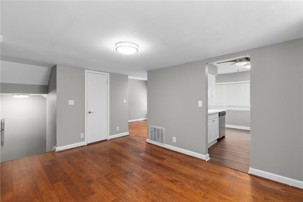 Building Photo - 2875 Torreya Way SE