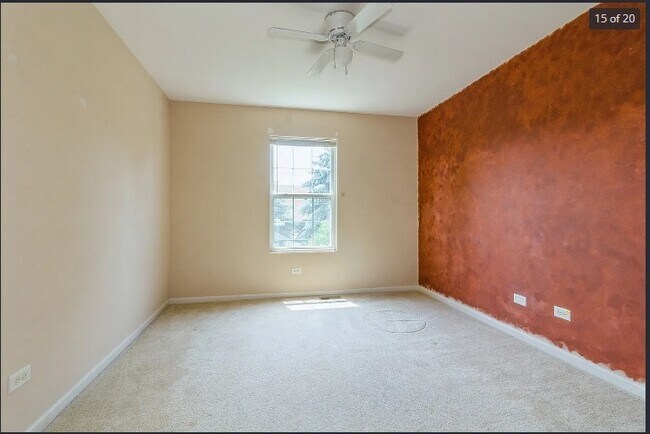 Building Photo - 4924 Montauk Dr