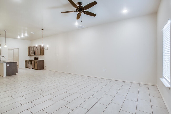 Building Photo - 1712 Corpus Ave