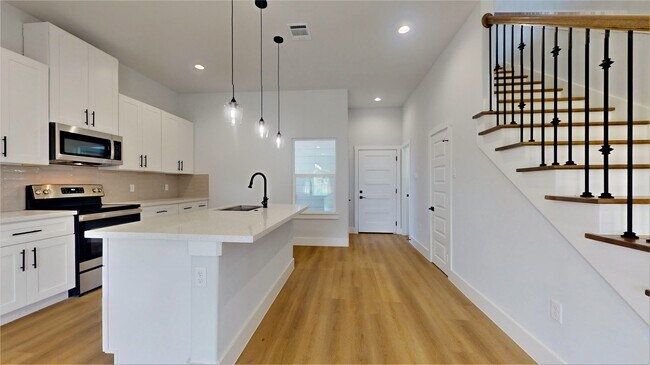 Building Photo - 12230 Kirkgard Dr