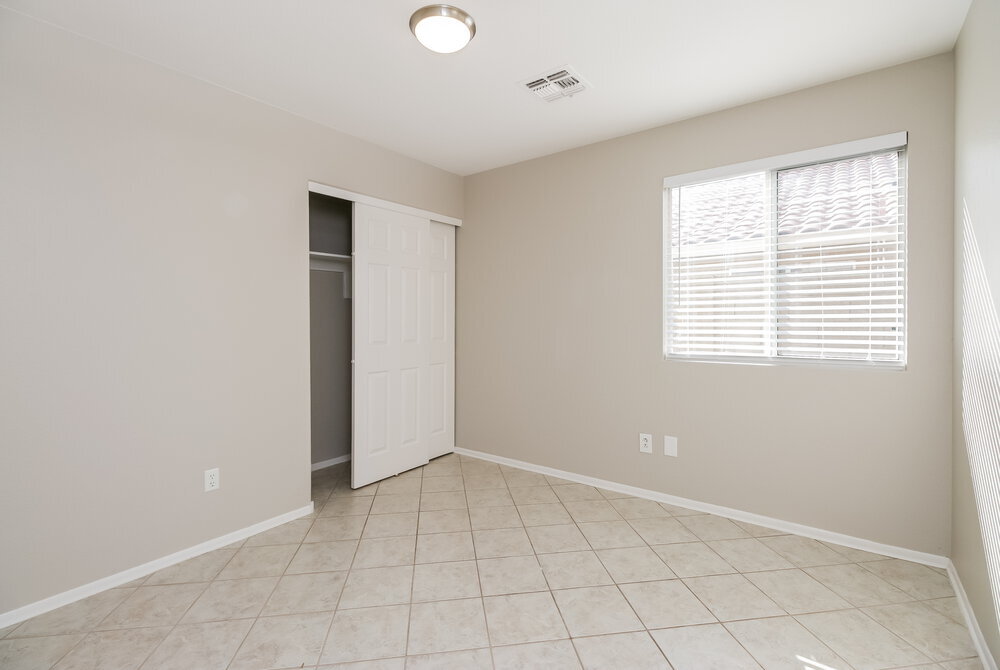 Building Photo - 2415 E Browning Pl