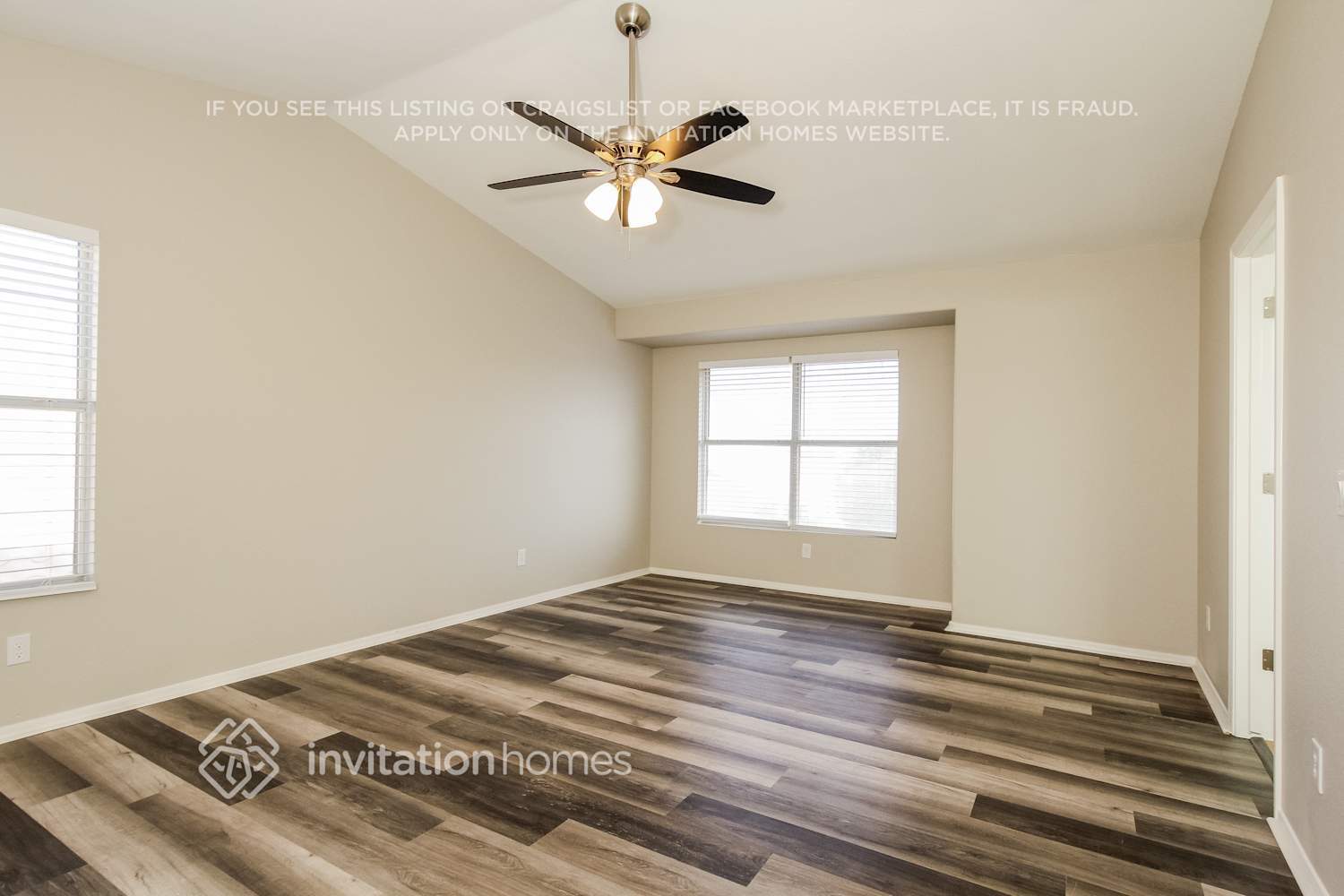 Building Photo - 9825 W Tonopah Dr