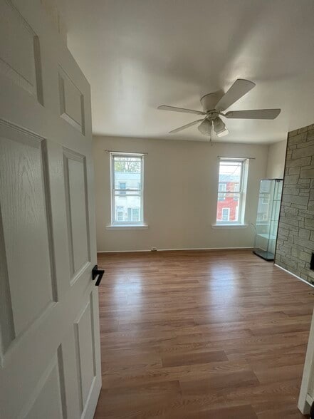 Building Photo - 3033 Chatham St