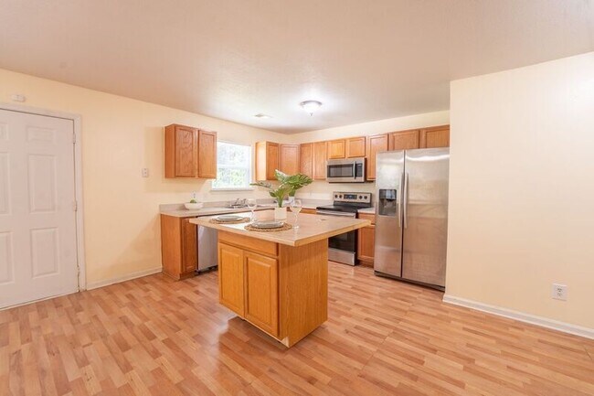 Building Photo - 7 Gimbal Cir