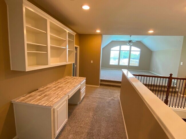 Building Photo - 26226 Bright Dawn Ct