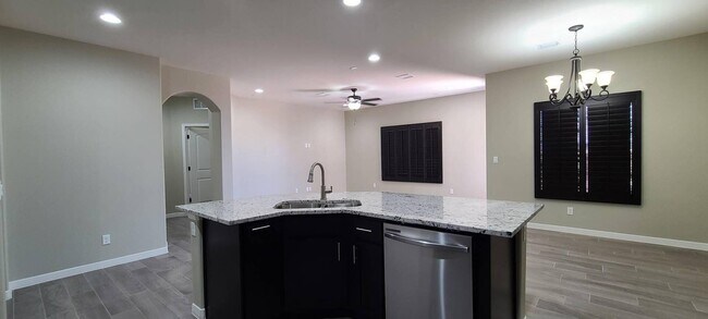 Building Photo - 3540 Essence St