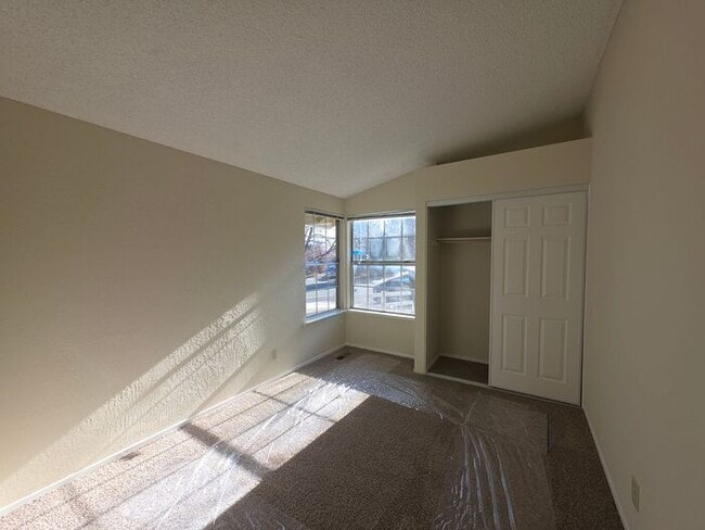 Building Photo - Extensively Renovated 3-Bedroom Home in Desirable Northwest Reno