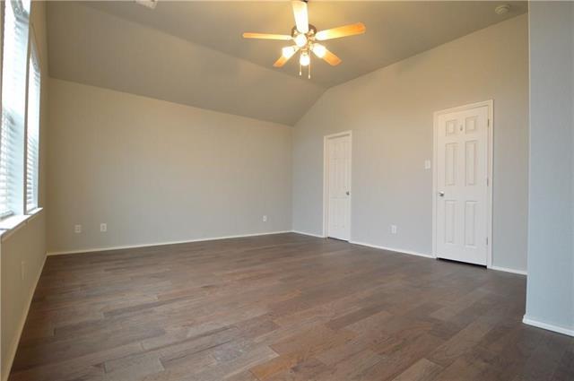 Building Photo - 1801 Willard Dr