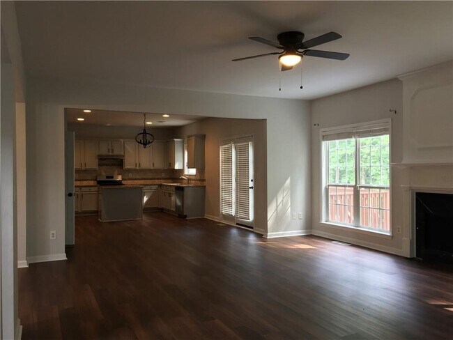 Building Photo - 2015 Spring Mist Terrace NE