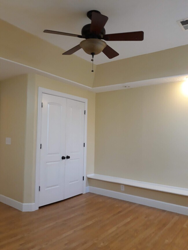 Building Photo - 2342 W 1775 N