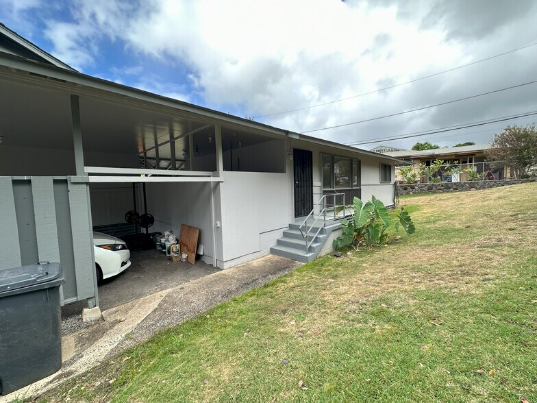Exterior - 1816 Kaikunane Loop