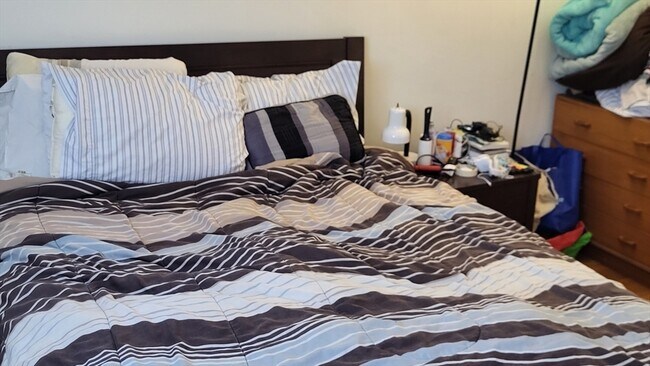 Building Photo - 1643 Cambridge St