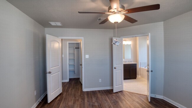 Building Photo - 4110 Summer Haze Ct