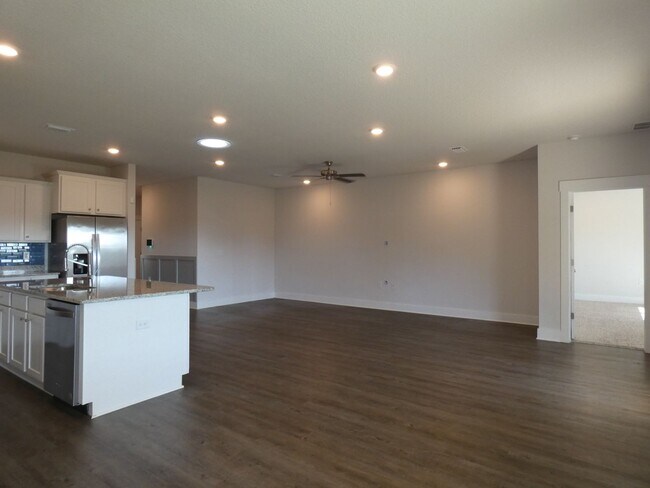 Building Photo - 4-Bedroom Craftsman-Style Home