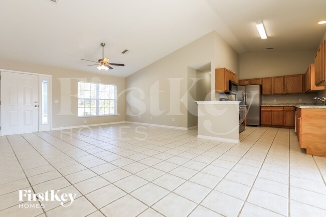 Building Photo - 4517 Lovett Rd