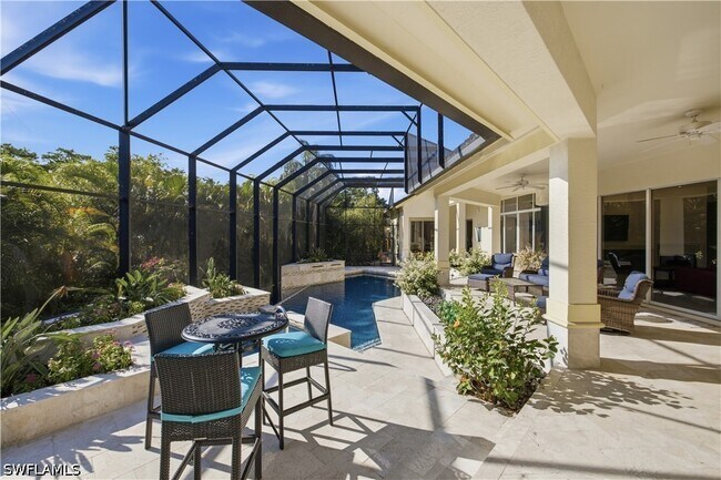 Building Photo - 27231 Lakeway Ct