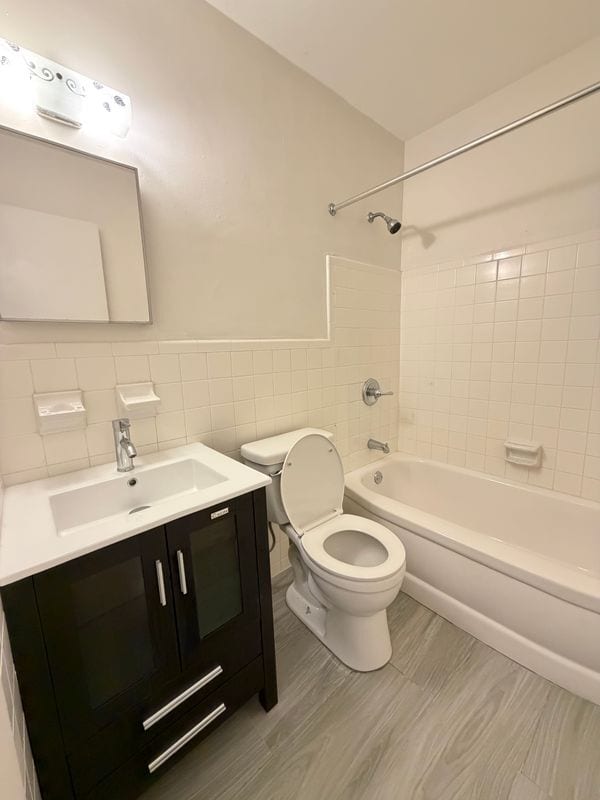 Building Photo - 1821 N 17th Ct