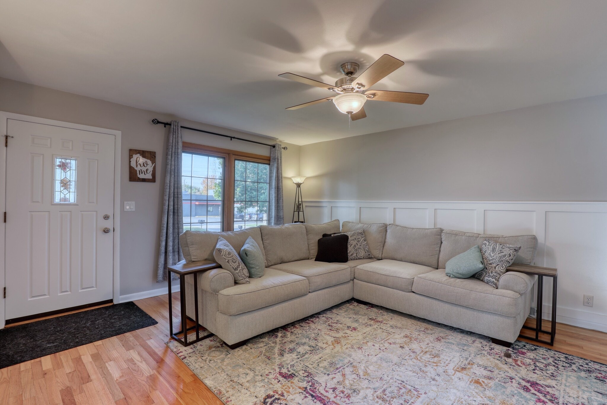 Living room - 11918 W Dearbourn Ave