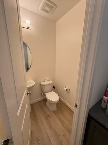 Building Photo - Stunning 4 Bed Plus Office, 3.5 Bathroom Townhome Walking Distance to Bart